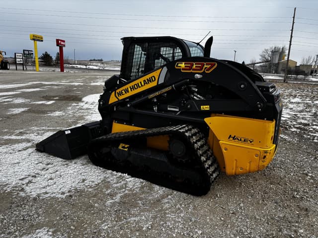 Image of New Holland C337 equipment image 1