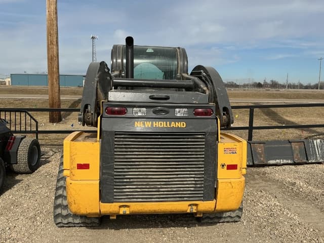 Image of New Holland C337 equipment image 2