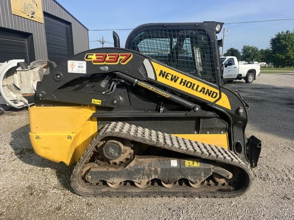 Image of New Holland C337 equipment image 4