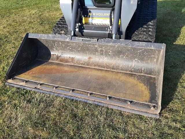 Image of New Holland C345 equipment image 3