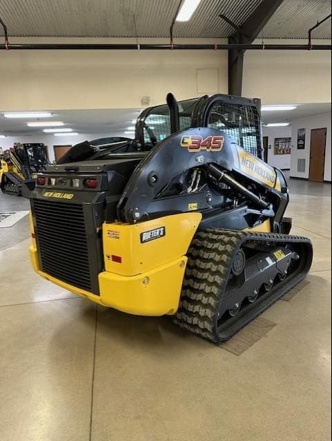 Image of New Holland C345 equipment image 4