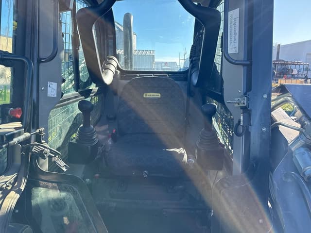 Image of New Holland C345 equipment image 3