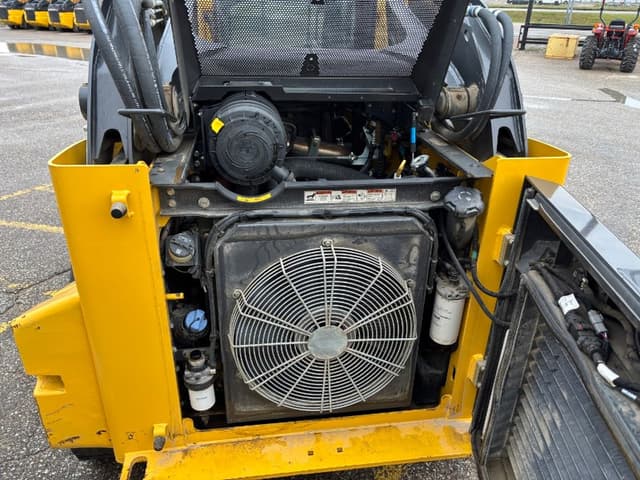 Image of New Holland C362 equipment image 4