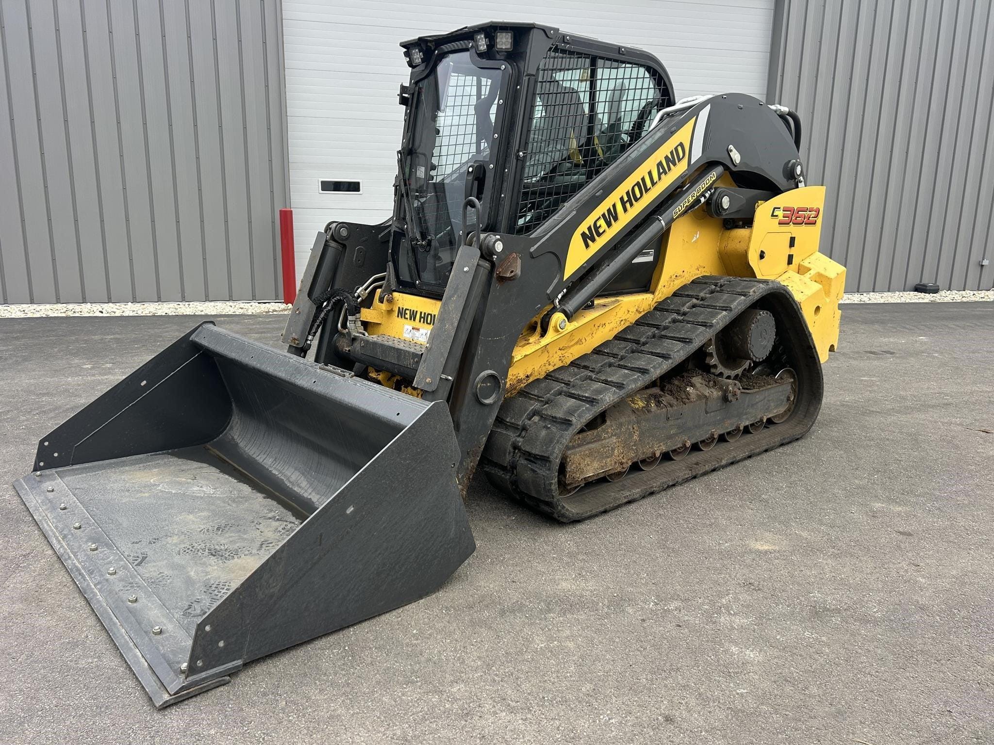2023 New Holland C362 Equipment Image0