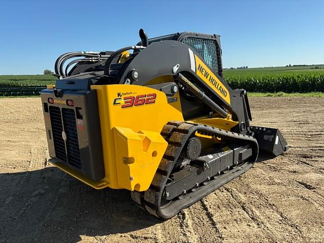 Image of New Holland C362 equipment image 4