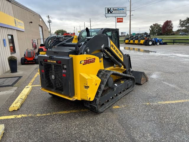 Image of New Holland C362 equipment image 3