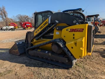 Main image New Holland C362