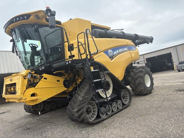 Image of New Holland CR10.90 equipment image 1