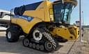 2023 New Holland CR10.90 Image