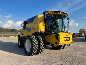 2023 New Holland CR7.90 Image