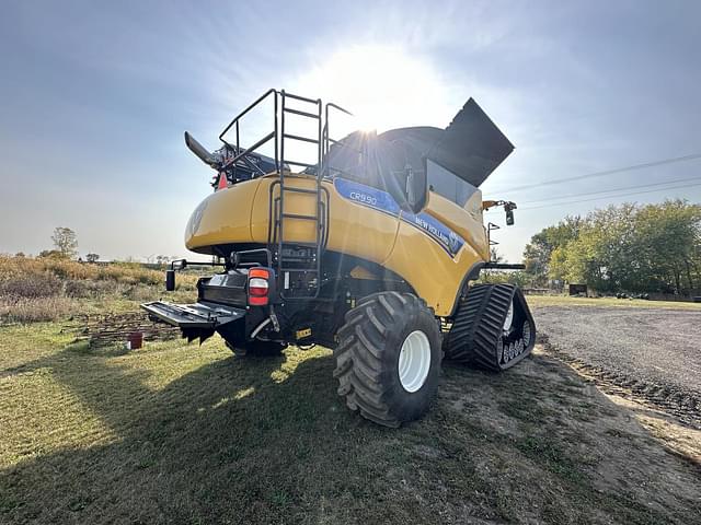 Image of New Holland CR9.90 equipment image 3