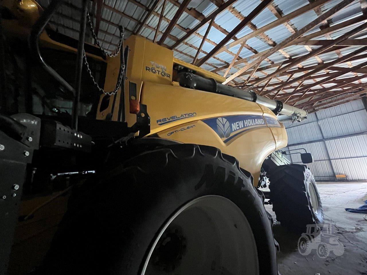 Main image New Holland CR9.90