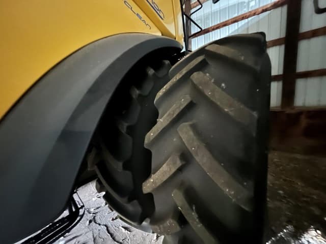 Image of New Holland CR9.90 equipment image 3