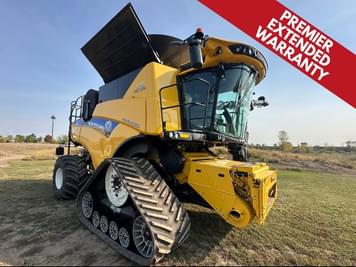 Main image New Holland CR9.90