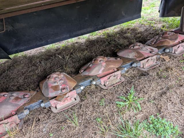 Image of New Holland Duradisc 210M equipment image 2