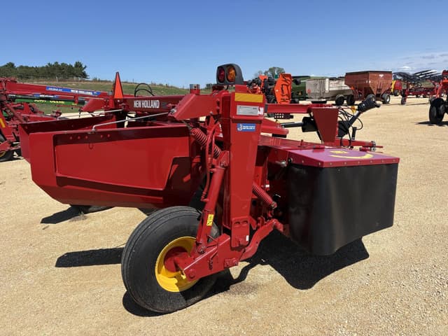 Image of New Holland 210 equipment image 2