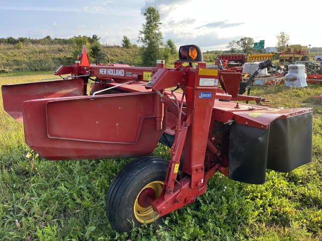 Image of New Holland 210 equipment image 1