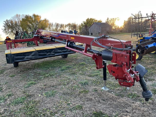 Image of New Holland 313 equipment image 1