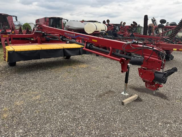 Image of New Holland 313 Plus equipment image 1