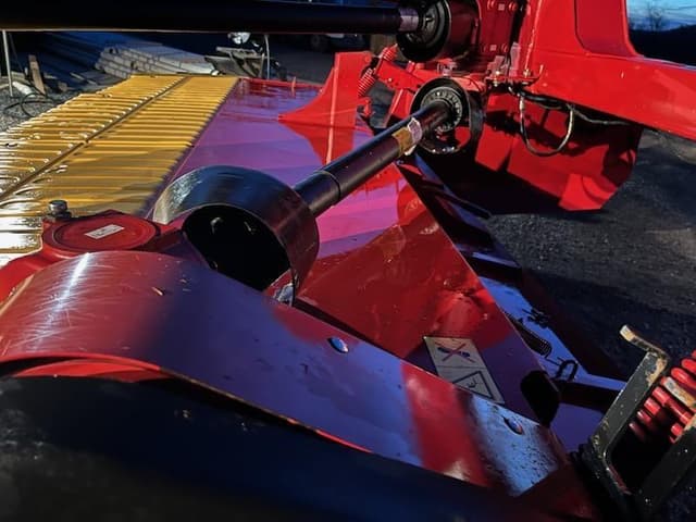 Image of New Holland 313 Plus equipment image 3