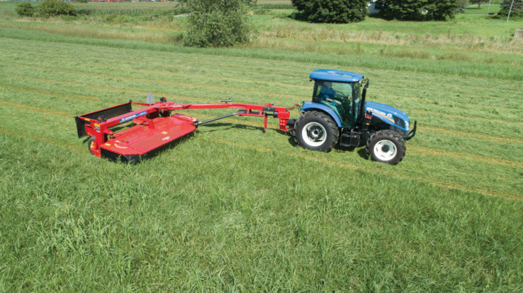 2025 New Holland 210 Equipment Image0