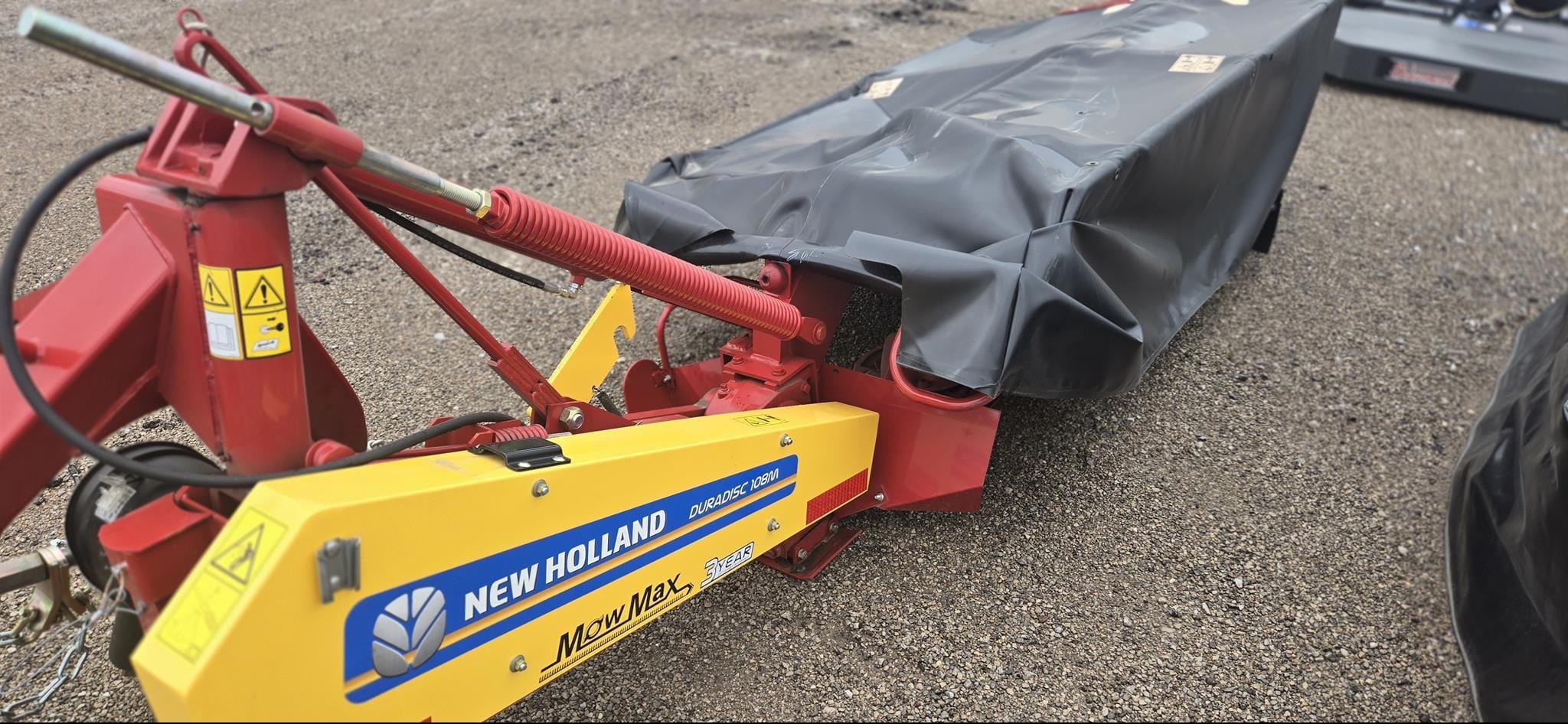 2023 New Holland Duradisc 108M Equipment Image0