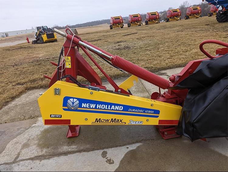 2023 New Holland Duradisc 109M Equipment Image0