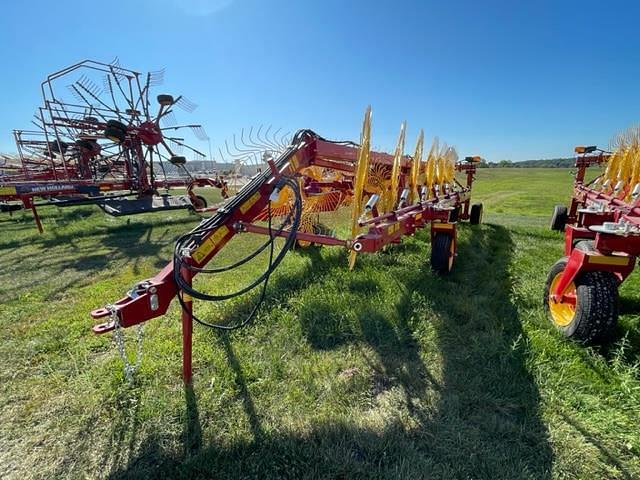 Image of New Holland Duravee 1225 equipment image 3