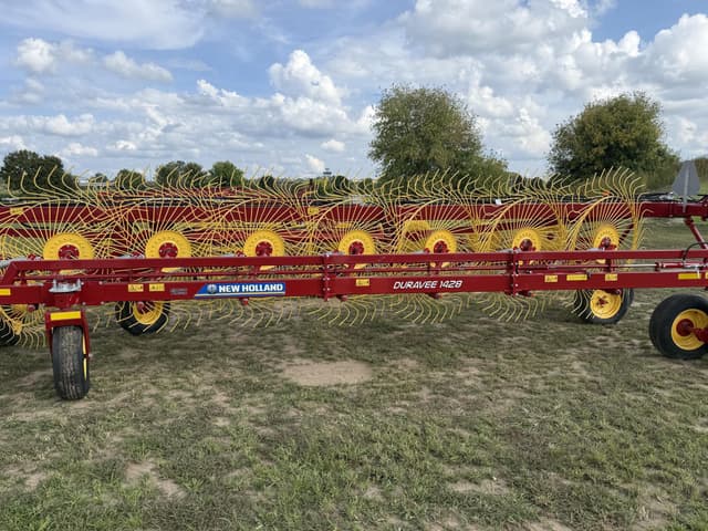 Image of New Holland Duravee 1428 equipment image 1