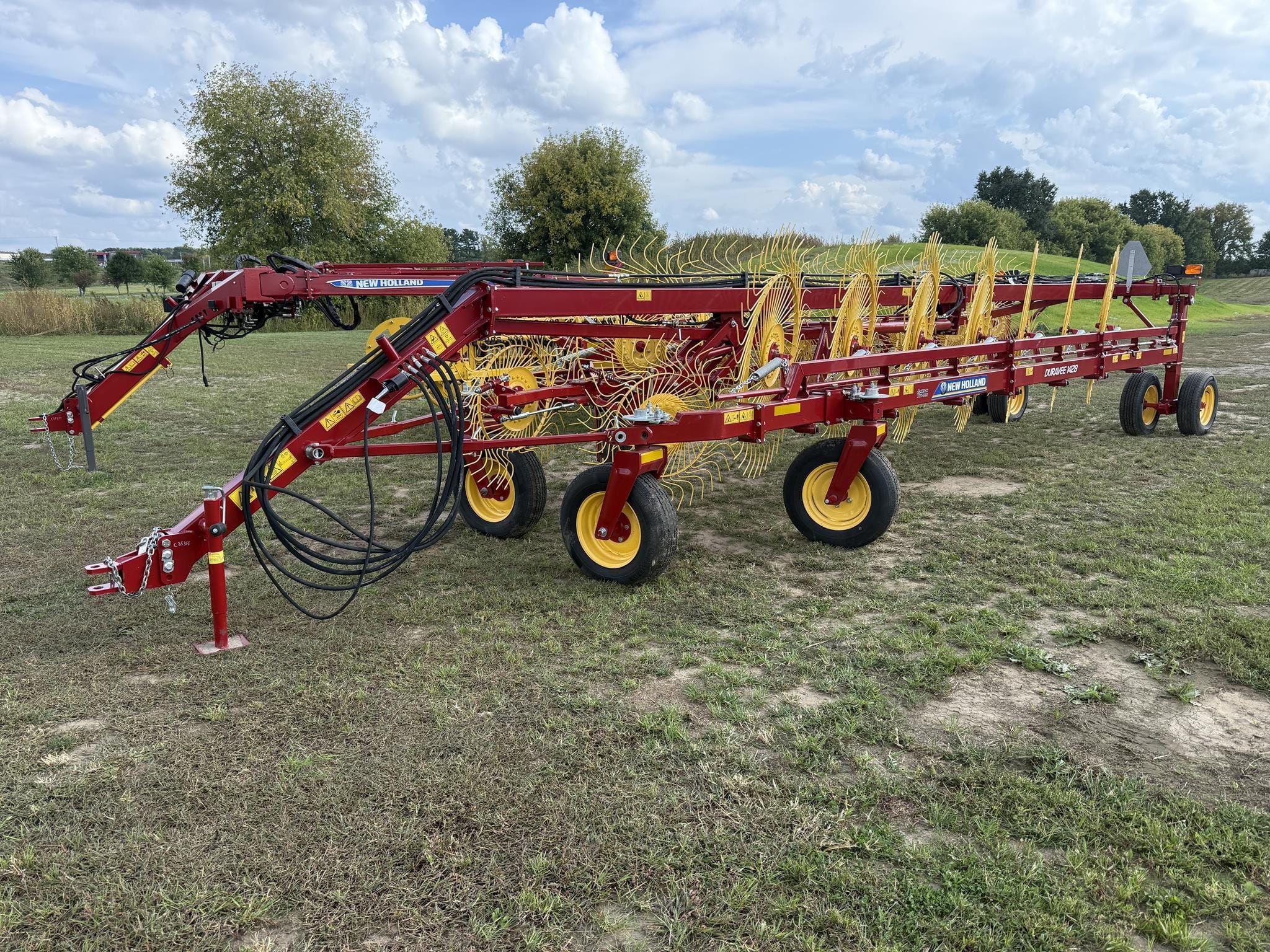 2023 New Holland Duravee 1428 Equipment Image0
