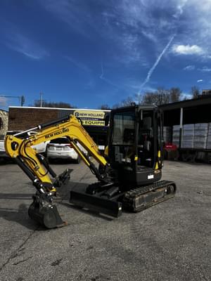 2023 New Holland E30C Image