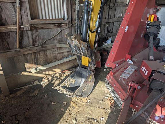 Image of New Holland E37C equipment image 1