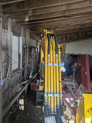 Image of New Holland E37C equipment image 3