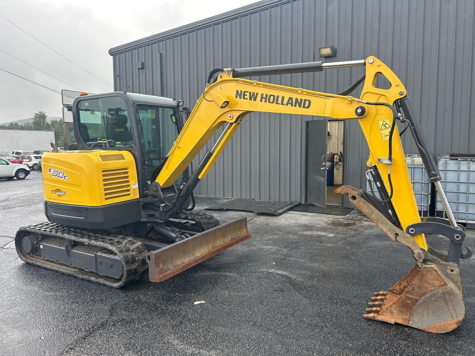 2023 New Holland E60C Equipment Image0