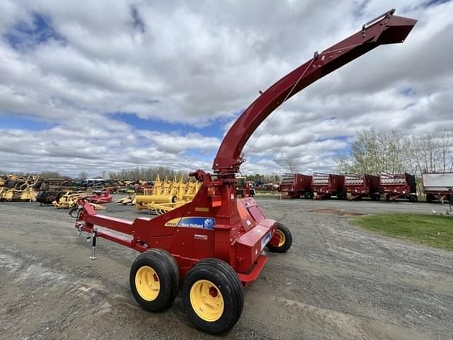 Image of New Holland FP240 equipment image 1