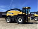 2023 New Holland FR780 Image