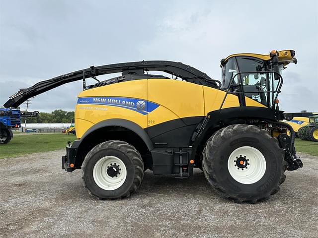 Image of New Holland FR920 equipment image 3