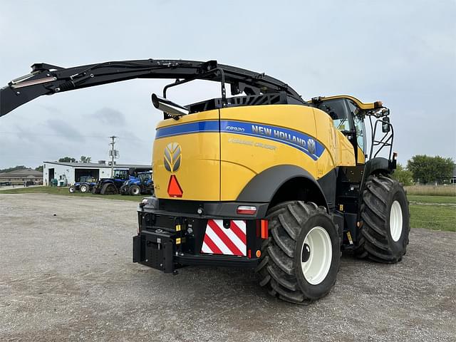 Image of New Holland FR920 equipment image 2