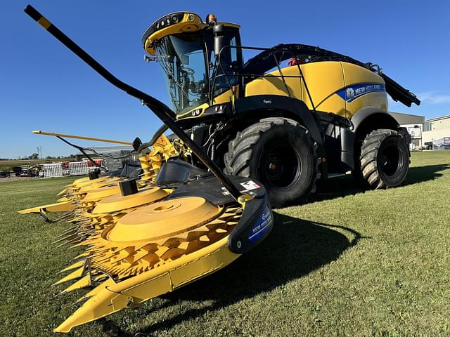 Image of New Holland FR920 equipment image 1