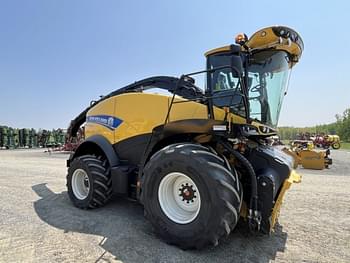 2023 New Holland FR920 Equipment Image0