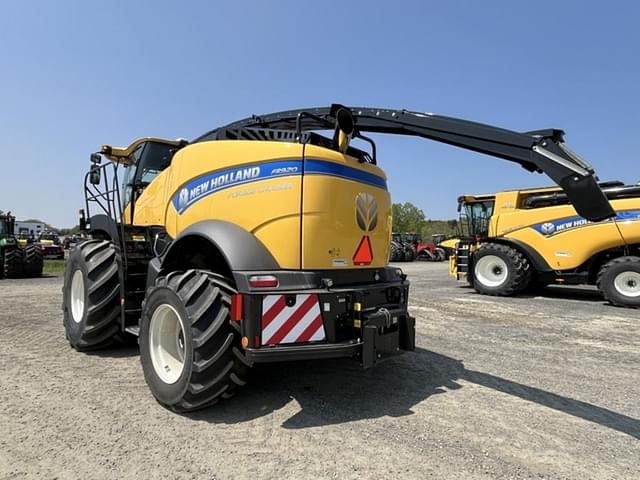 Image of New Holland FR920 equipment image 4