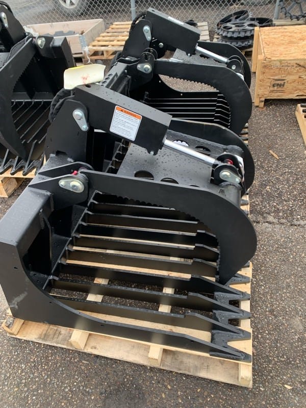 2023 New Holland Grapple Rock Bucket Equipment Image0