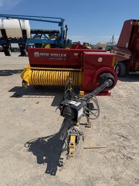Image of New Holland Hayliner 265 equipment image 1