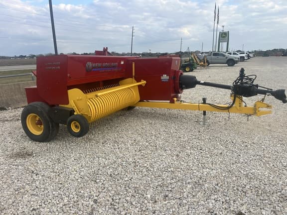 Image of New Holland Hayliner 275 Primary image