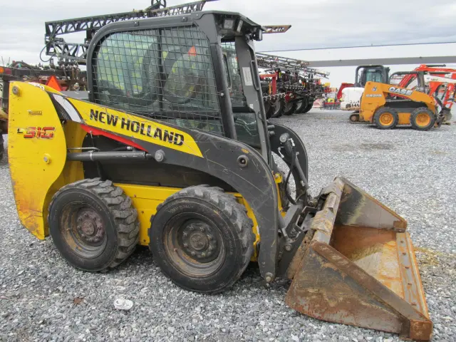 Image of New Holland L316 equipment image 1