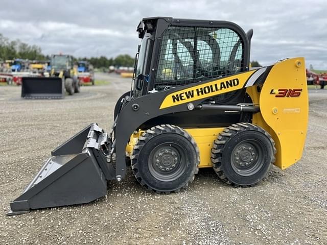 Image of New Holland L316 equipment image 3