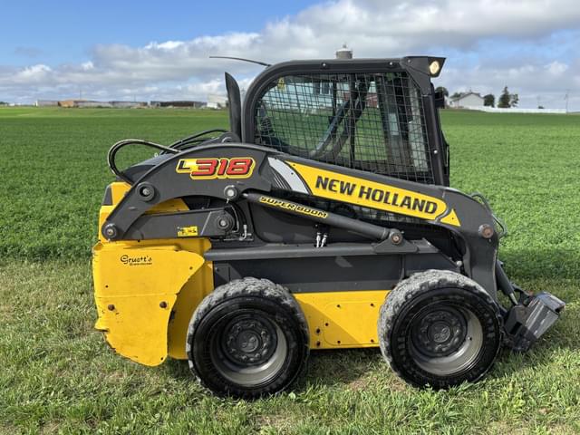 Image of New Holland L318 equipment image 1