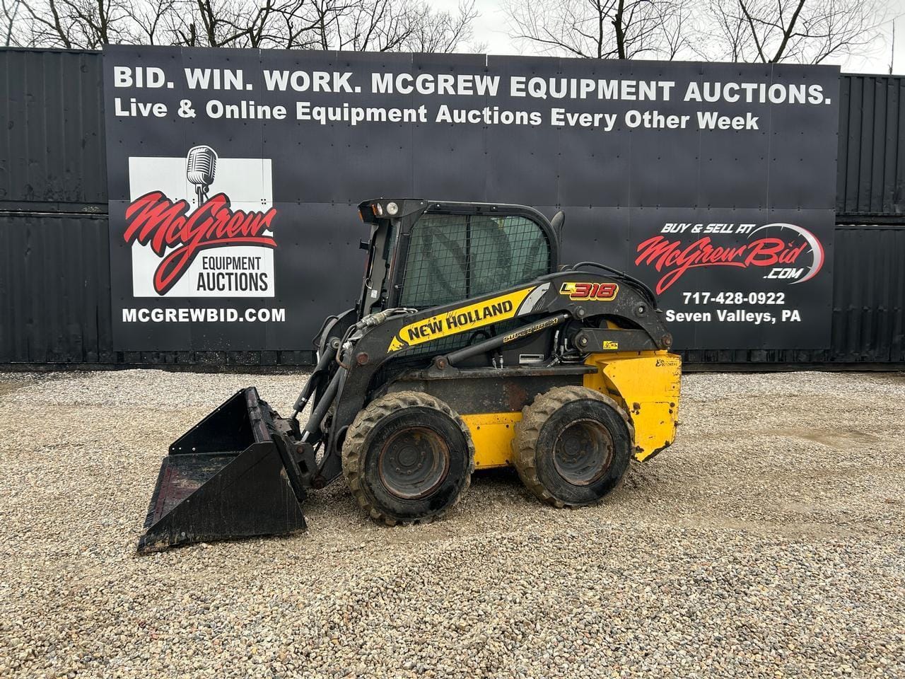 2023 New Holland L318 Equipment Image0