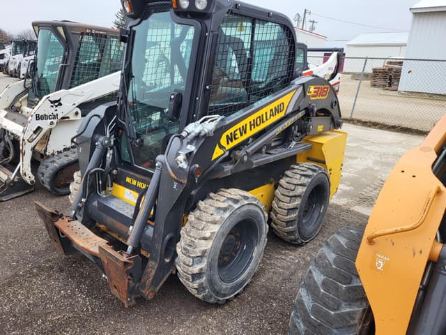 Image of New Holland L318 equipment image 1