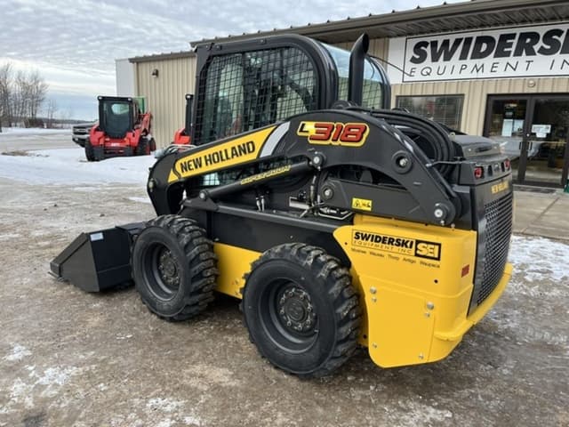 Image of New Holland L318 equipment image 2